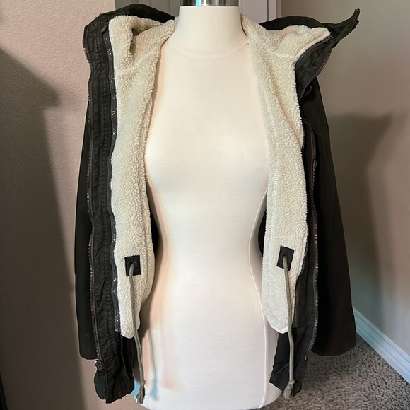 GAP Outdoor Edition Army Green Khaki Parka/Utility Jacket - Size XS - Picture 8 of 11